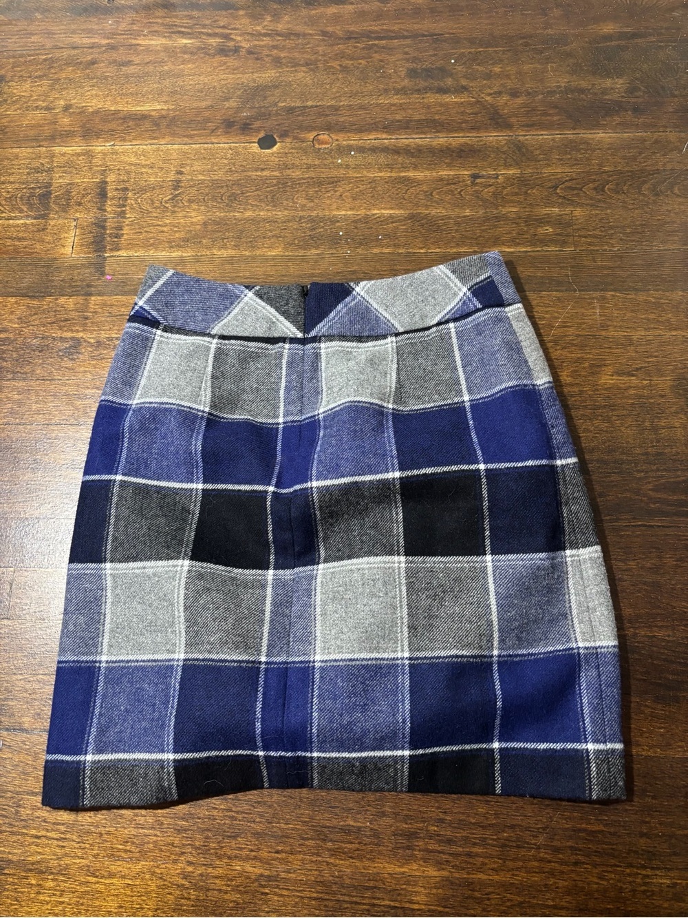 Talbots Navy and Gray Plaid Mini Skirt - Picture 2 of 3
